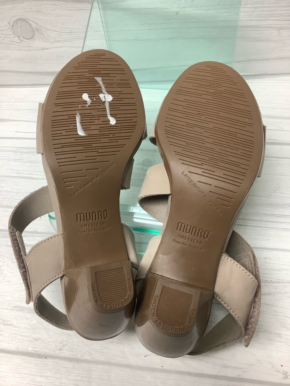 New Munro Crisscross Sandals - Picture 6 of 10